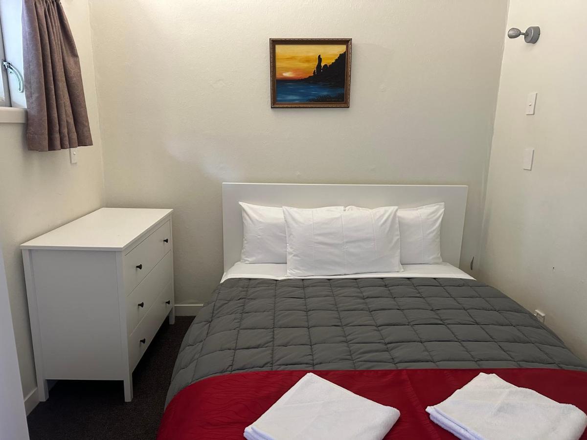 Touchwood Motor Inn & Inner City Camping Ground オークランド エクステリア 写真