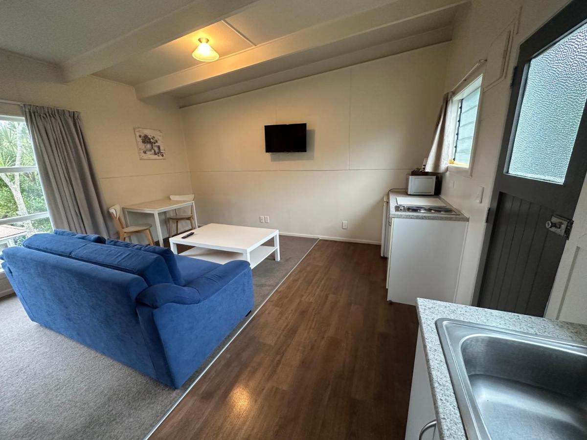 Touchwood Motor Inn & Inner City Camping Ground オークランド エクステリア 写真
