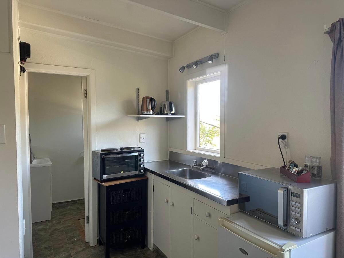 Touchwood Motor Inn & Inner City Camping Ground オークランド エクステリア 写真